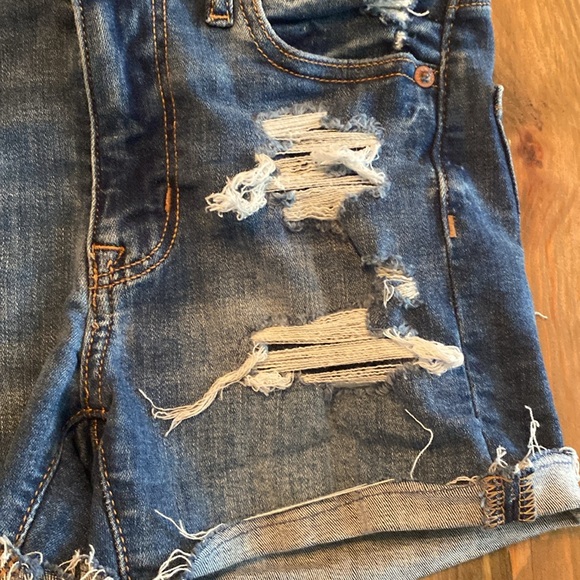 AE High V Rise Shortie - Picture 2 of 5